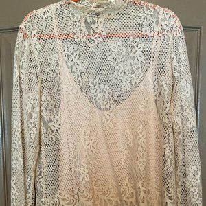 SOLD - H&M Lace Top with Camisole Light Pink - Size M